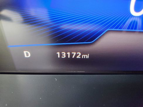 Certified 2024 Volkswagen Tiguan S image 34