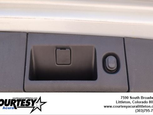 Used 2019 Chevrolet Tahoe Premier AWD/4WD image 29