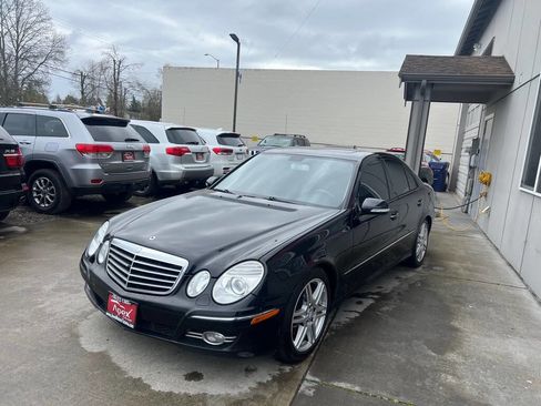 Used 2008 Mercedes-Benz E 350 Sedan image 4