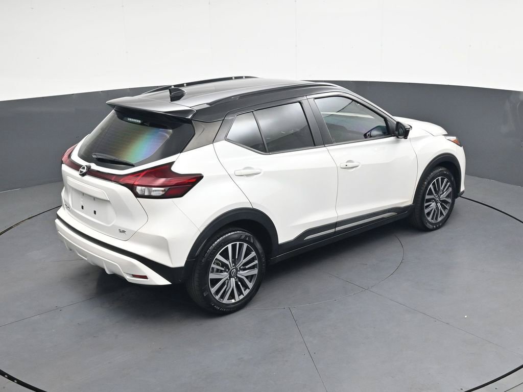 Certified 2024 Nissan Kicks SR FWD image 26