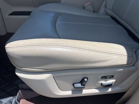 Used 2018 RAM 3500 Laramie AWD/4WD image 17