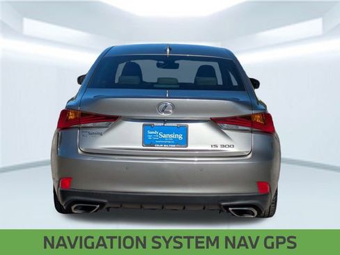 Used 2018 Lexus IS 300 300 image 4