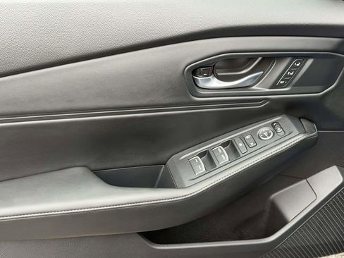 Used 2025 Honda Accord Sport image 10