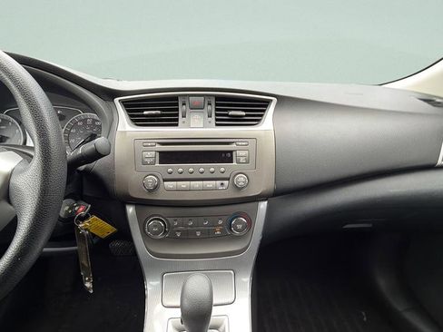 Used 2014 Nissan Sentra SR FWD image 11