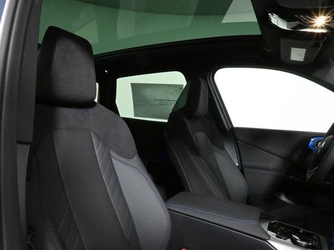 Used 2026 BMW X3 xDrive30 w/ M Sport Package image 34