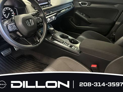 Used 2025 Honda Civic Sport image 4