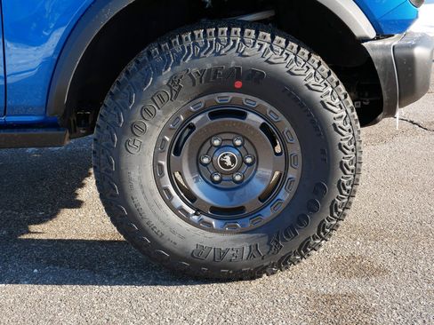 Used 2025 Ford Bronco Big Bend w/ Black Diamond Package image 15