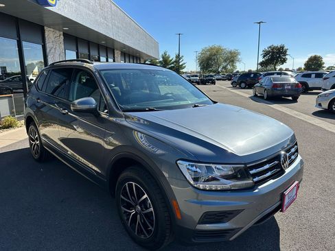 Used 2021 Volkswagen Tiguan SE FWD image 9