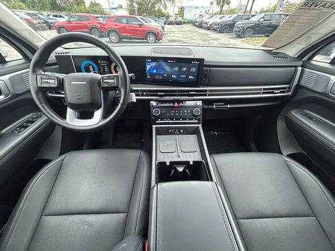Used 2025 Hyundai Santa Fe SEL FWD image 21