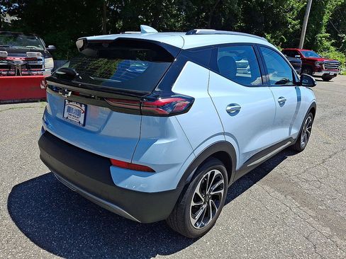 Certified 2023 Chevrolet Bolt EUV Premier FWD image 25