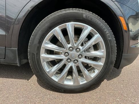 Used 2019 Cadillac XT5 Premium Luxury AWD/4WD image 40