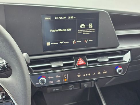 New 2026 Kia Niro LX image 26