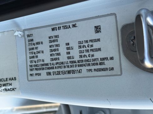 Used 2021 Tesla Model 3 Standard Range Plus RWD image 46