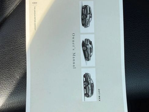 Used 2017 Lincoln MKX Premiere image 32