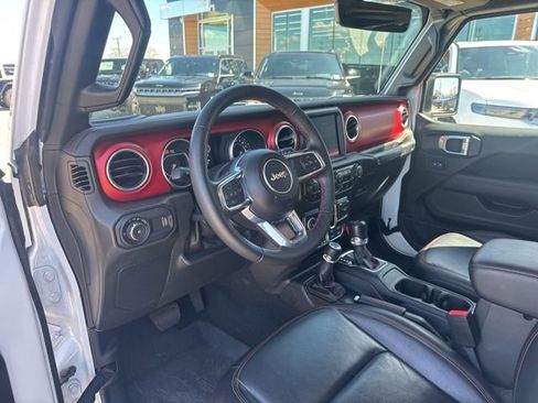 Used 2023 Jeep Wrangler Unlimited Rubicon image 6