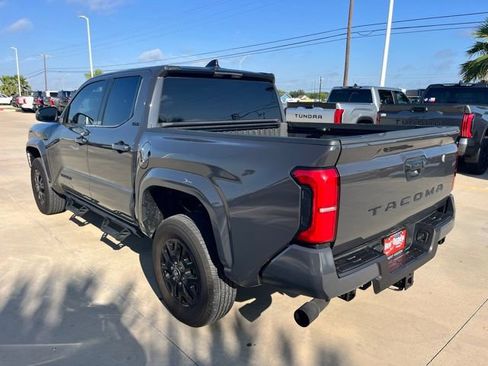 Used 2025 Toyota Tacoma SR5 RWD image 4