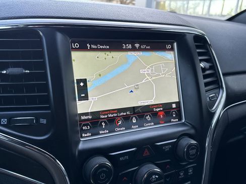 Certified 2018 Jeep Grand Cherokee Limited w/ Trailer Tow Group IV AWD/4WD image 23