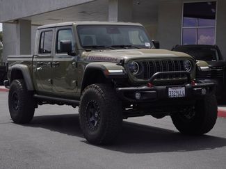 Used 2026 Jeep Gladiator Rubicon AWD/4WD video 2