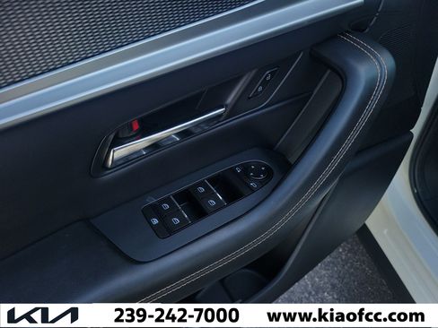 Used 2024 MAZDA CX-90 Plug-In Hybrid w/ Premium Pkg AWD/4WD image 23