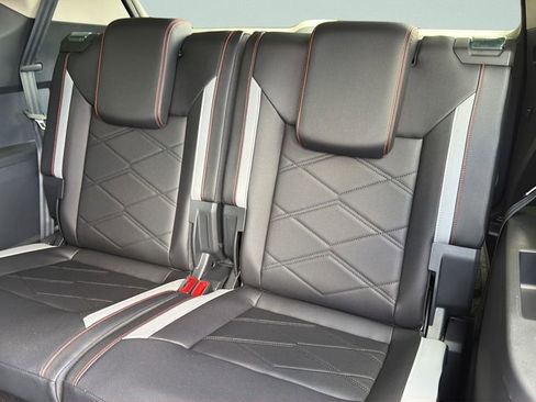 New 2026 Volkswagen Atlas Peak Edition AWD/4WD image 22