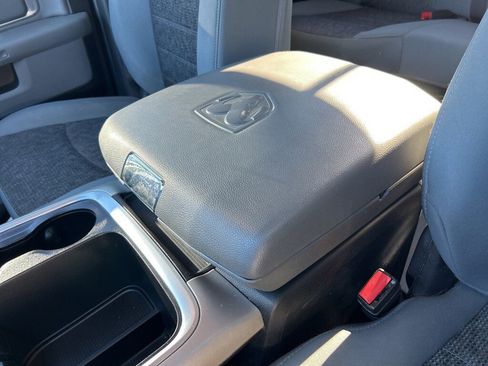 Used 2019 RAM 1500 Big Horn image 33