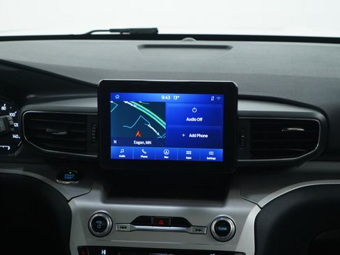 Used 2021 Ford Explorer XLT w/ Equipment Group 202A image 16