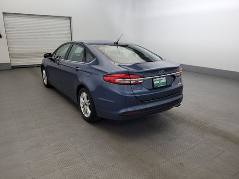 Used 2018 Ford Fusion SE FWD image 5