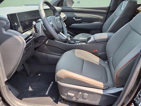 New 2025 Hyundai Santa Cruz Limited image 9