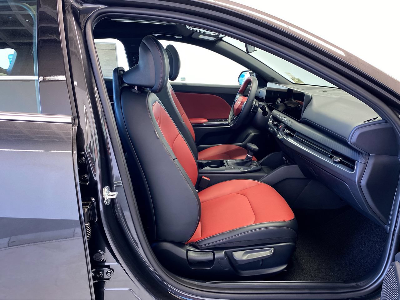 New 2026 Kia K4 GT-Line FWD image 29