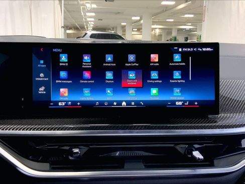 Used 2025 BMW X7 M60i AWD/4WD image 35