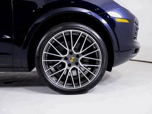 Used 2022 Porsche Cayenne S image 21