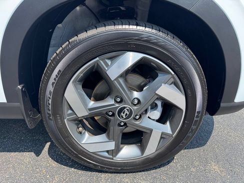 Used 2026 Hyundai Venue SEL FWD image 30