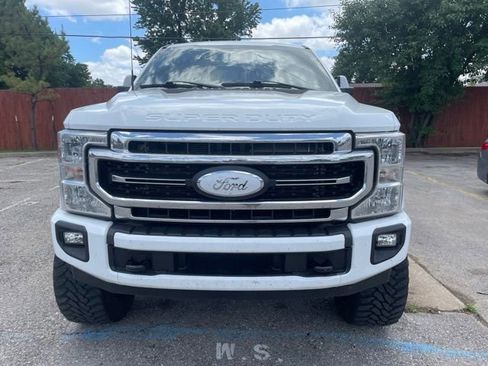 Used 2022 Ford F250 Lariat w/ Lariat Value Package AWD/4WD image 3