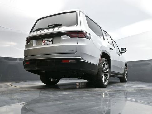 Used 2022 Jeep Wagoneer Series II w/ Premium Group I image 50