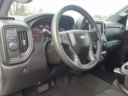 Used 2022 Chevrolet Silverado 1500 Custom image 23