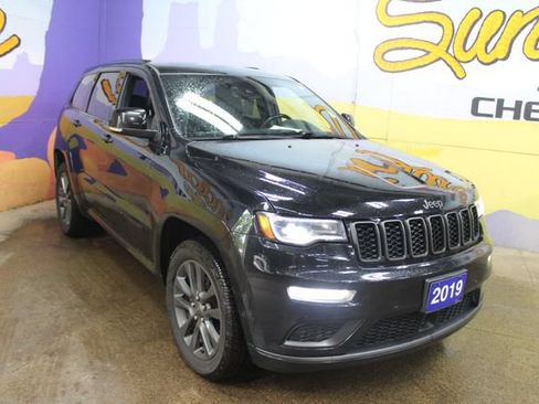 Used 2019 Jeep Grand Cherokee High Altitude AWD/4WD image 2