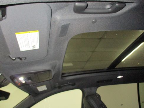 New 2026 GMC Acadia Elevation image 19