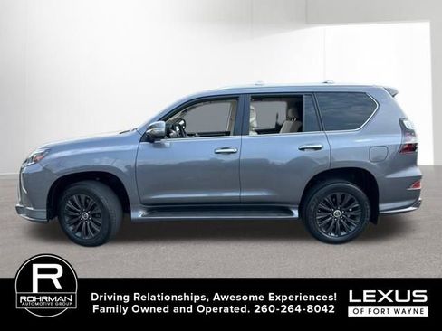 Used 2023 Lexus GX 460 Luxury w/ Sport Design Package AWD/4WD image 6