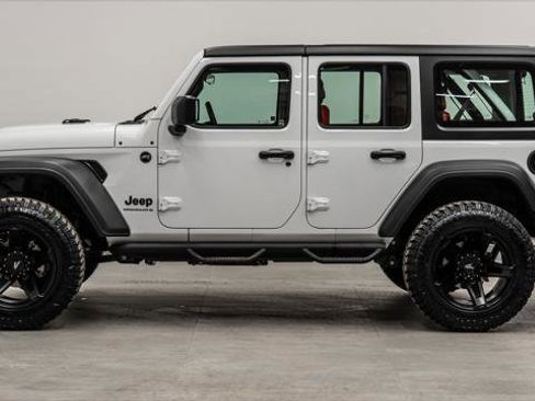 Used 2026 Jeep Wrangler Unlimited Sport image 9