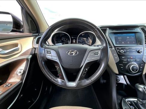 Used 2017 Hyundai Santa Fe Sport image 17