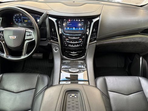 Certified 2016 Cadillac Escalade ESV Platinum image 15