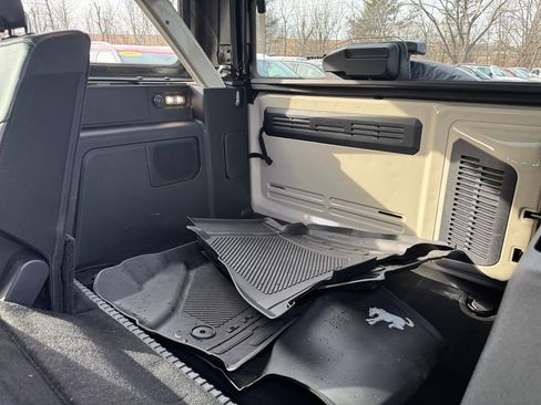 Used 2025 Ford Bronco Outer Banks image 37