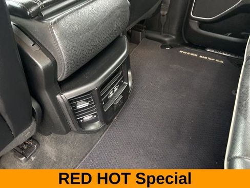 Used 2020 RAM 1500 Laramie AWD/4WD image 39