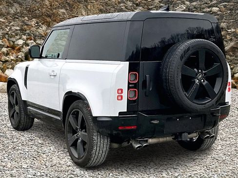 Used 2022 Land Rover Defender 90 Carpathian Edition image 11