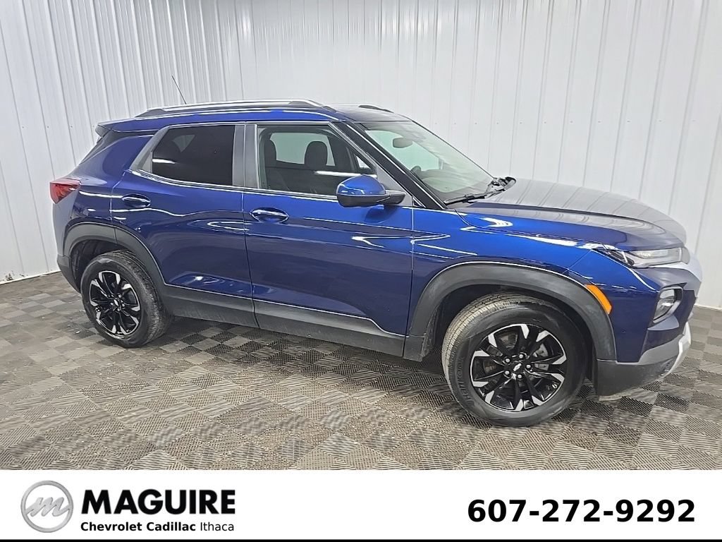 Used 2023 Chevrolet TrailBlazer LT AWD/4WD image 1