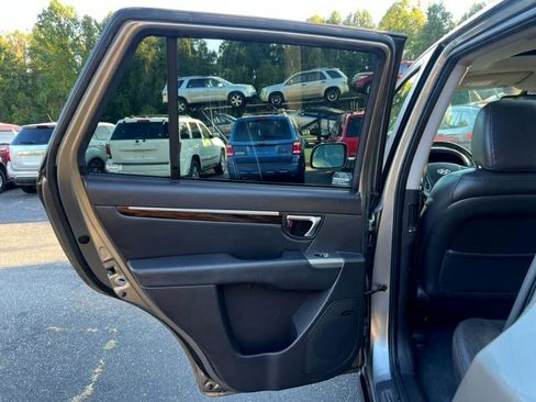 Used 2012 Hyundai Santa Fe Limited w/ Navigation Pkg 4 image 10