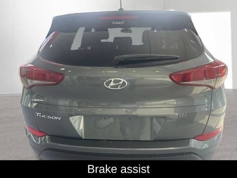 Used 2016 Hyundai Tucson SE w/ Option Group 02 FWD image 9