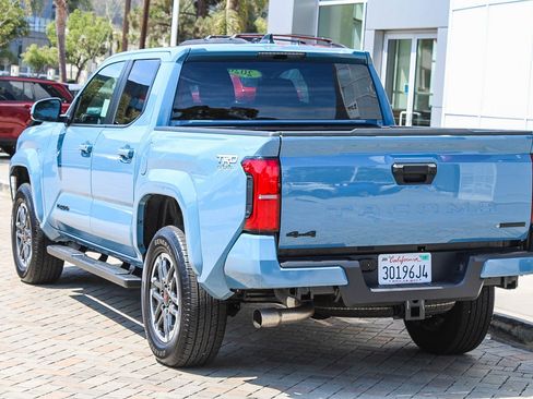 Certified 2026 Toyota Tacoma TRD Sport AWD/4WD image 9