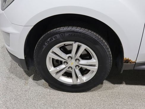 Used 2016 Chevrolet Equinox LT w/ Convenience Package AWD/4WD image 8