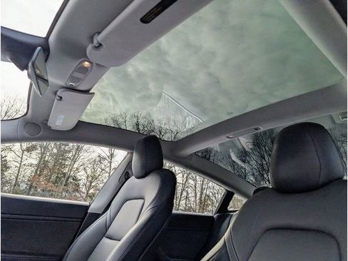 Used 2020 Tesla Model 3 Long Range image 16